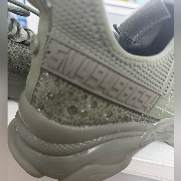 Maxima Olive Women's Sneakers - Picture 4 of 10